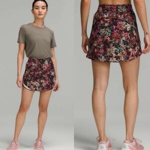 Lululemon Hotty Hot High-Rise Skirt with Built-In Shorts In Stencil Blossom